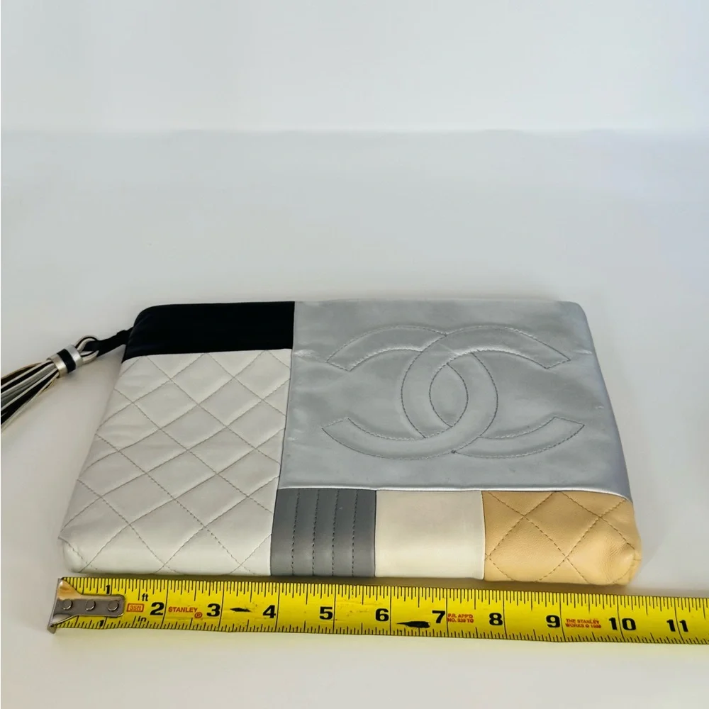 Authentic CHANEL Lambskin Colorblock Clutch - Picture 13 of 14